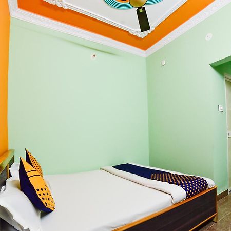 Spot On Devlok Guest House Patna  Exterior foto